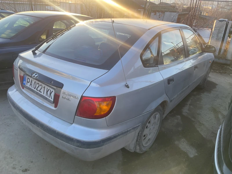 Hyundai Elantra, снимка 3 - Автомобили и джипове - 49193720