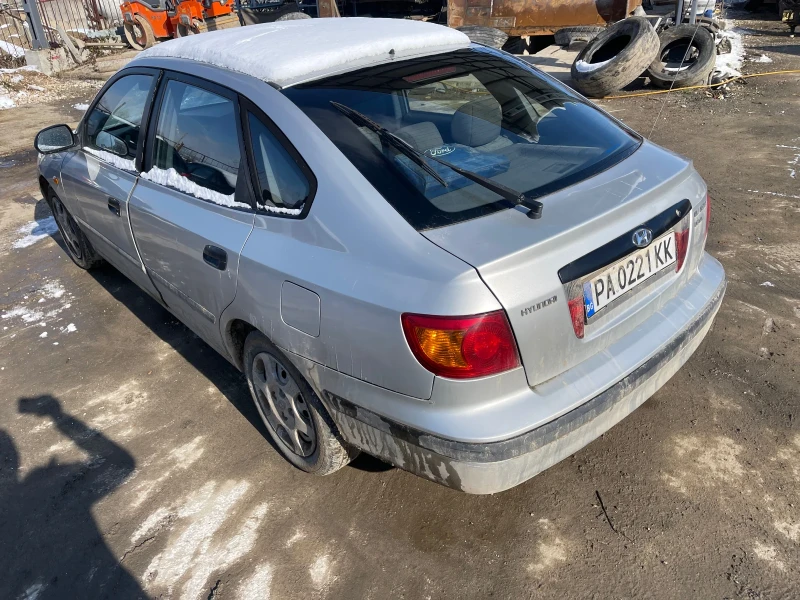 Hyundai Elantra, снимка 5 - Автомобили и джипове - 49193720