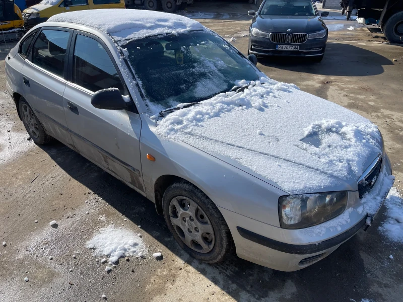 Hyundai Elantra, снимка 3 - Автомобили и джипове - 49193720