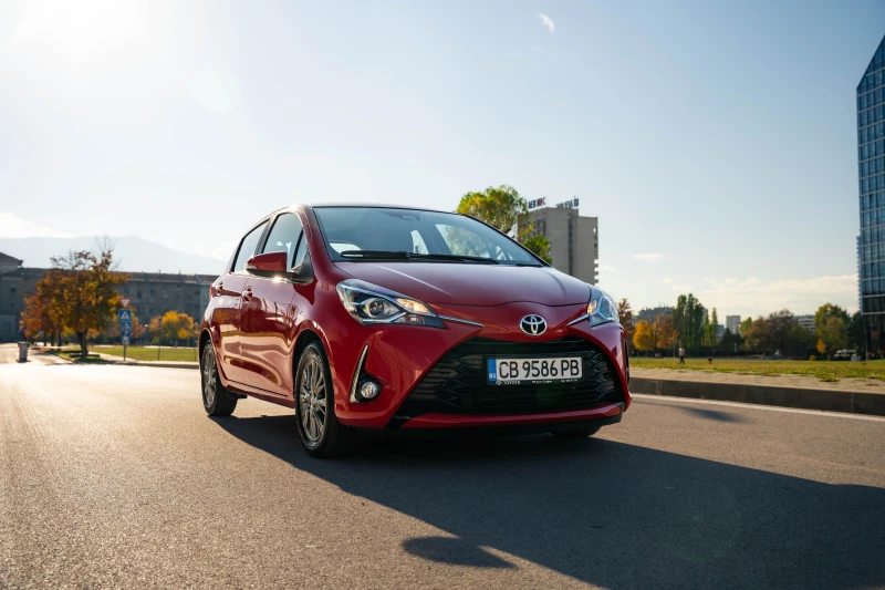 Toyota Yaris 1.5 LUNA CVT, снимка 8 - Автомобили и джипове - 52517801
