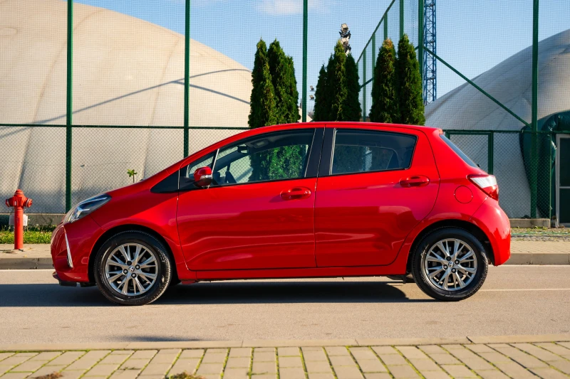 Toyota Yaris 1.5 LUNA CVT, снимка 4 - Автомобили и джипове - 52517801