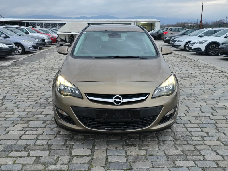 Opel Astra 1.4i 140кс EURO 5, снимка 2 - Автомобили и джипове - 52575217