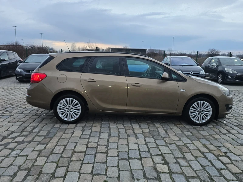 Opel Astra 1.4i 140кс EURO 5, снимка 5 - Автомобили и джипове - 52575217