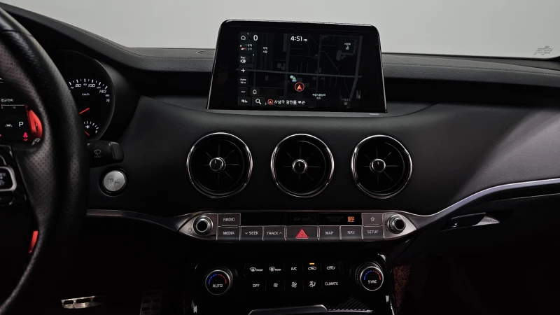 Kia Stinger 3.3T AWD GT , снимка 13 - Автомобили и джипове - 52688740