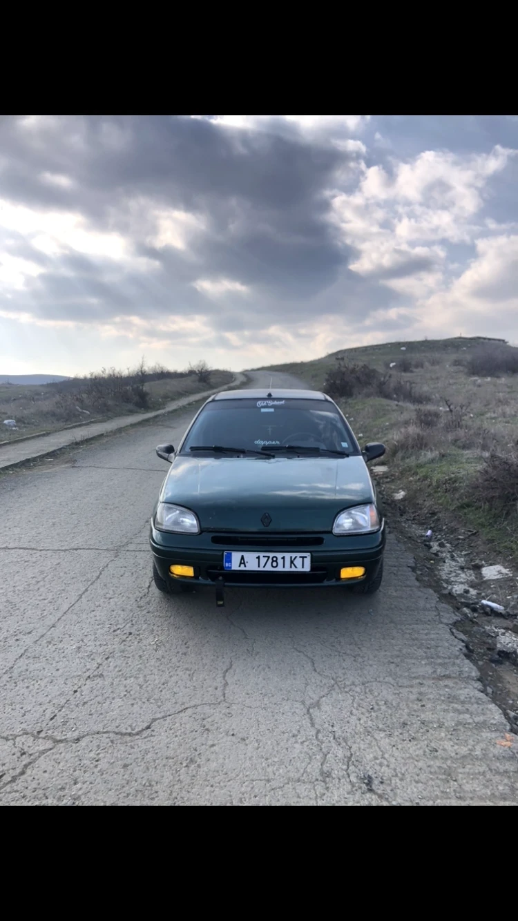 Renault Clio 1.2i d7f - изображение 5