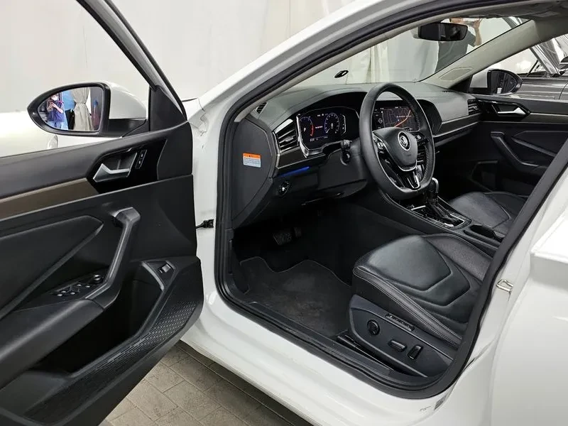 VW Jetta 1.4 TSI PRESTIGE, снимка 10 - Автомобили и джипове - 54869103
