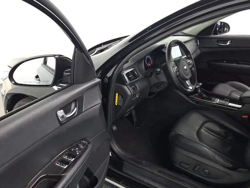 Kia K5 1.7D MX PRESTIGE, снимка 11 - Автомобили и джипове - 55717724