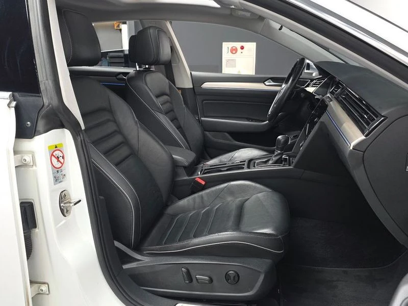 VW Arteon 2.0 TDI | DIGITAL| PANO| DIST| ОБДУХВАНЕ, снимка 10 - Автомобили и джипове - 55747031