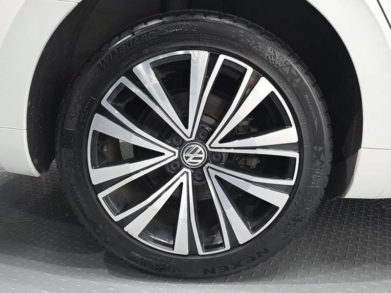 VW Arteon 2.0 TDI | DIGITAL| PANO| DIST| ОБДУХВАНЕ, снимка 4 - Автомобили и джипове - 55747031