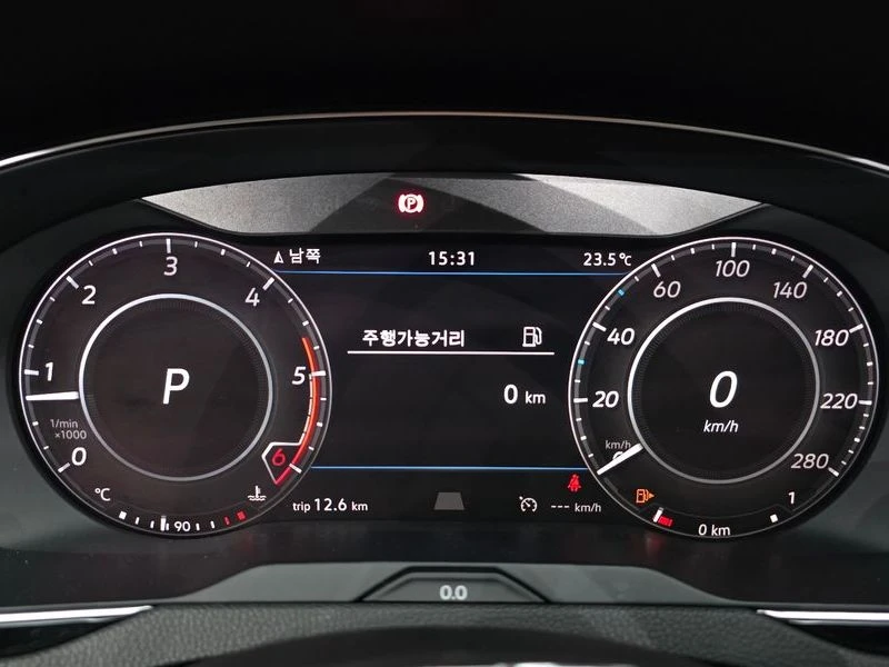 VW Arteon 2.0 TDI | DIGITAL| PANO| DIST| ОБДУХВАНЕ, снимка 7 - Автомобили и джипове - 55747031