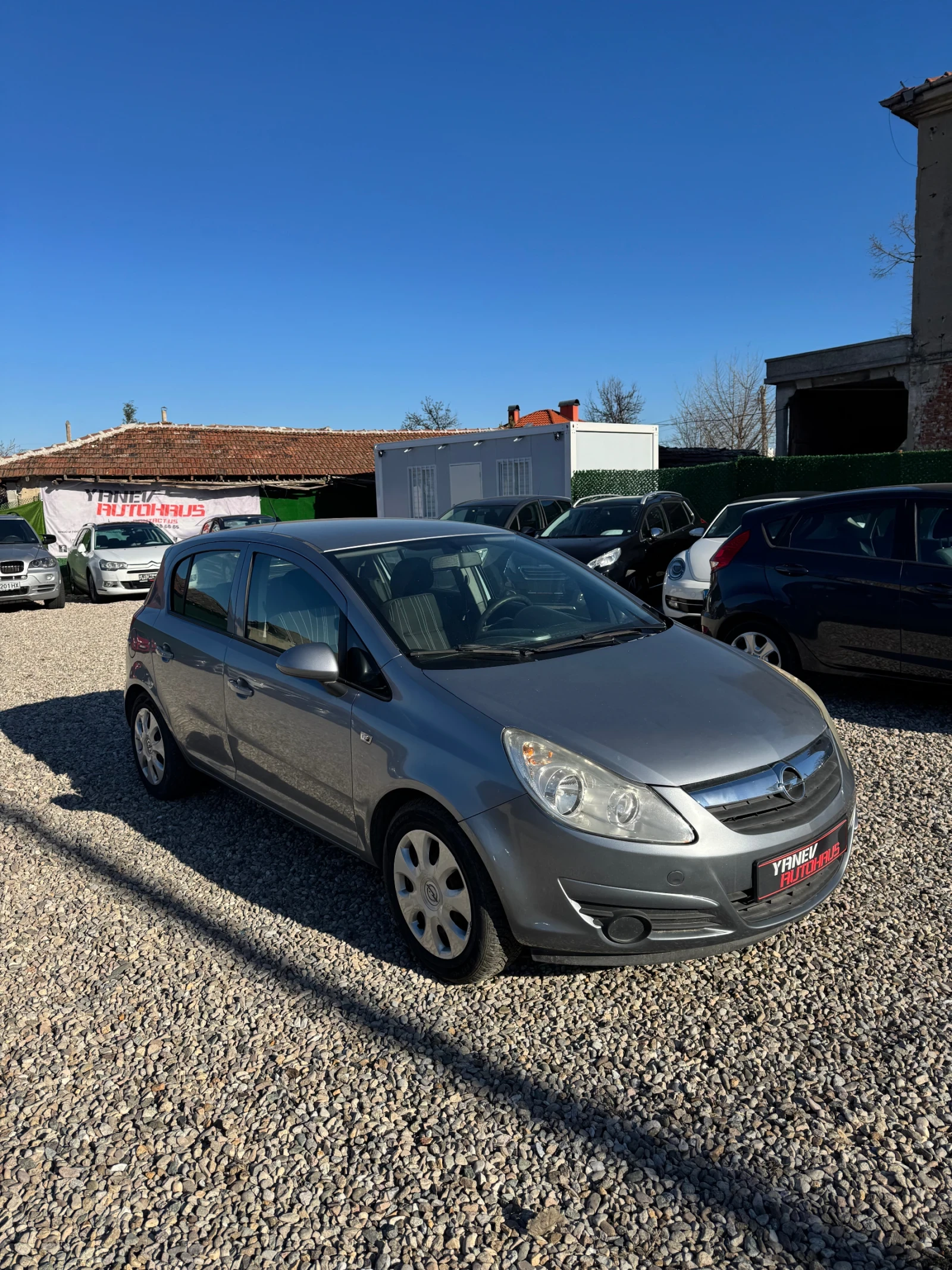 Opel Corsa 1.2i / 4-Цилиндъра / Обслужена , снимка 1