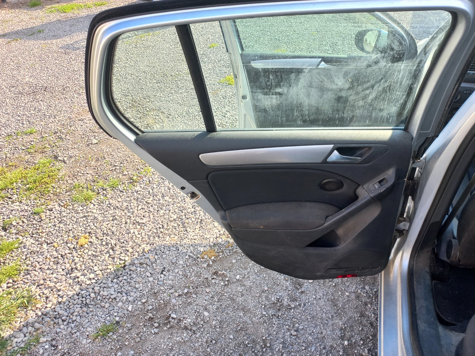 VW Golf 1.4и, снимка 11 - Автомобили и джипове - 53901471