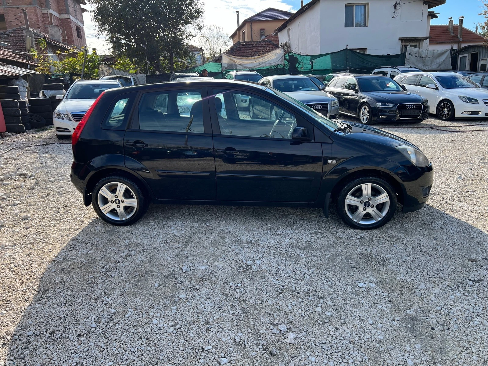 Ford Fiesta 1.2 бензин - изображение 6