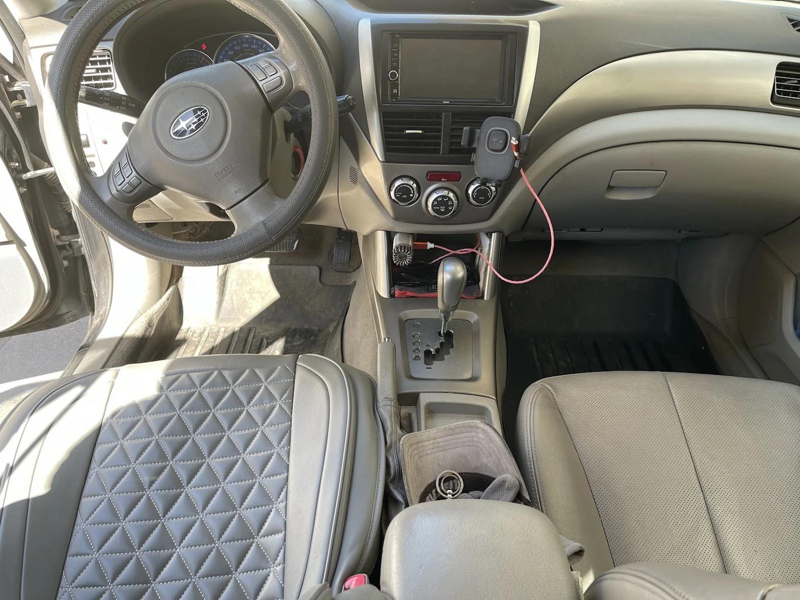 Subaru Forester 2.0 Автоматик от България, снимка 10 - Автомобили и джипове - 52871030