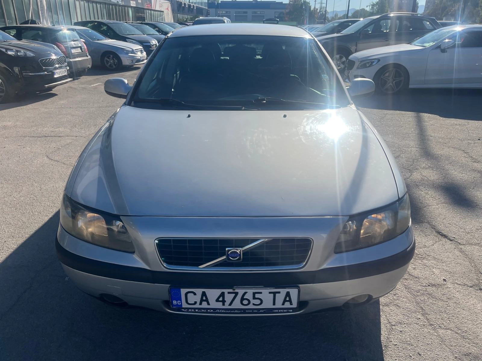 Volvo S60 2.4 D5 - изображение 2