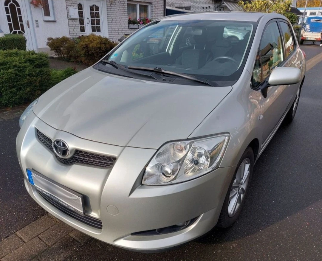 Toyota Auris 1 4-vvti - изображение 2