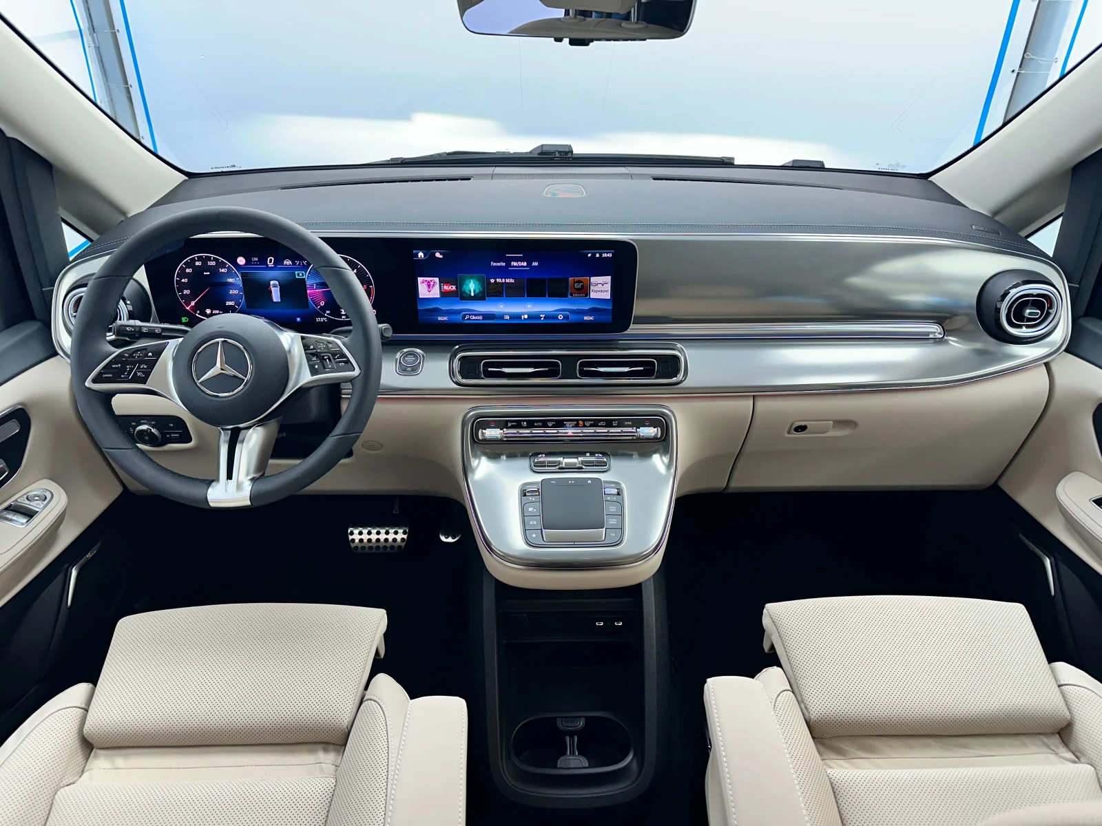 Mercedes-Benz V 300  V 300 d 4MATIC* LONG* BUISSENS CLASS* AMBIENT - изображение 8