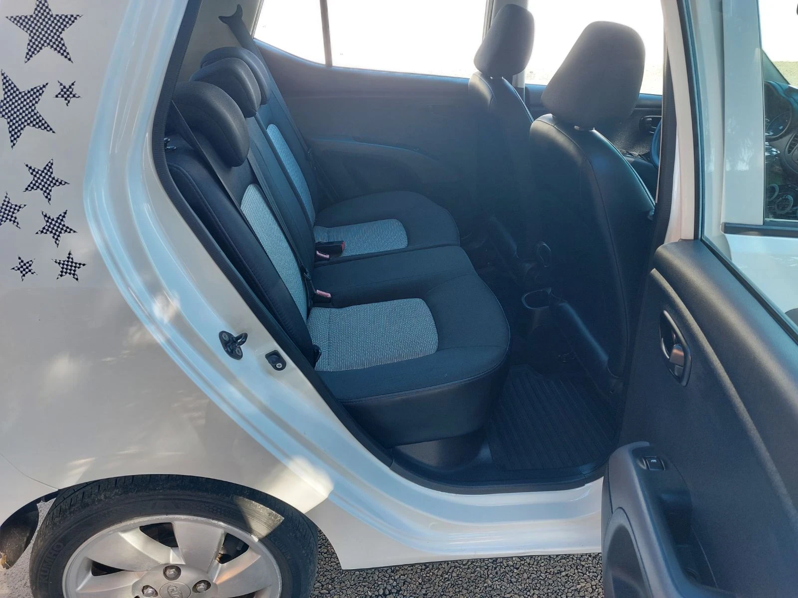 Hyundai I10 1.1, 4 цил.мотор - изображение 7