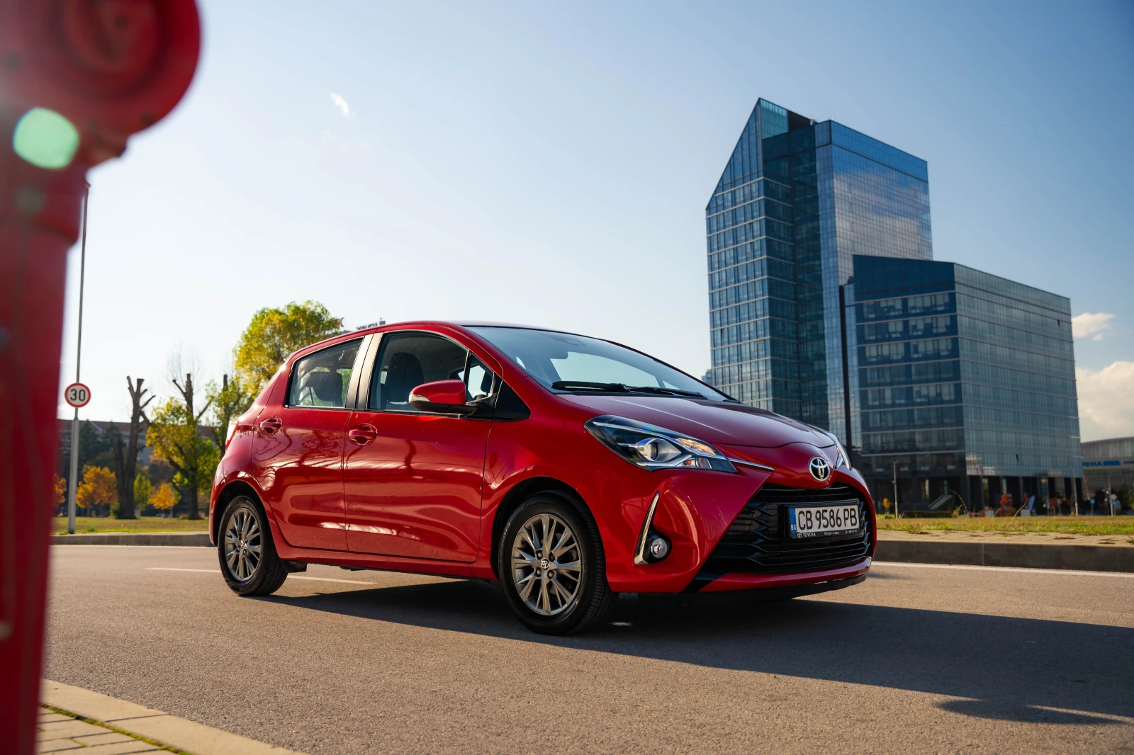 Toyota Yaris 1.5 LUNA CVT - изображение 7