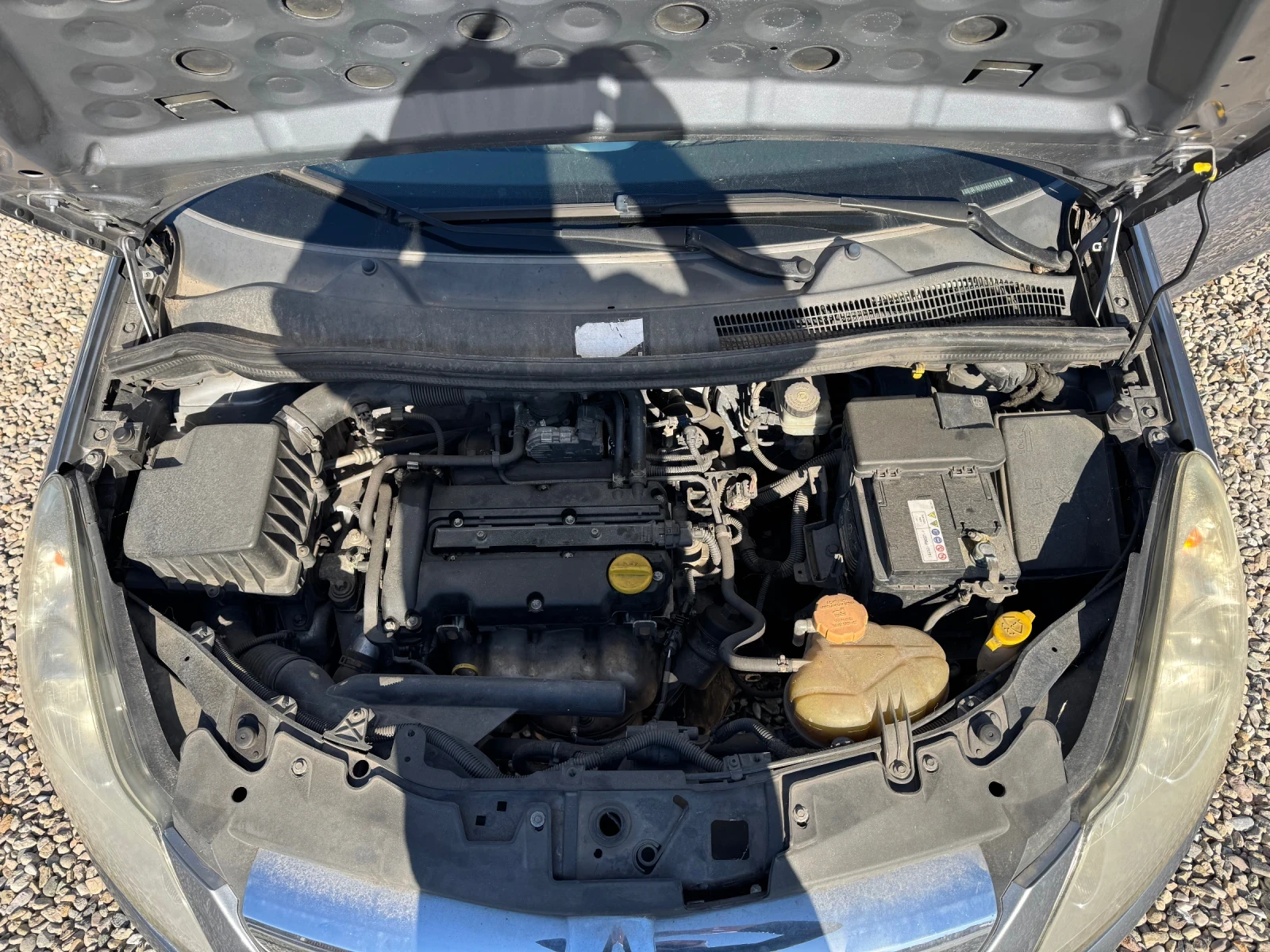 Opel Corsa 1.2i / 4-��������� / ���������  | Mobile.bg � ����������� 12