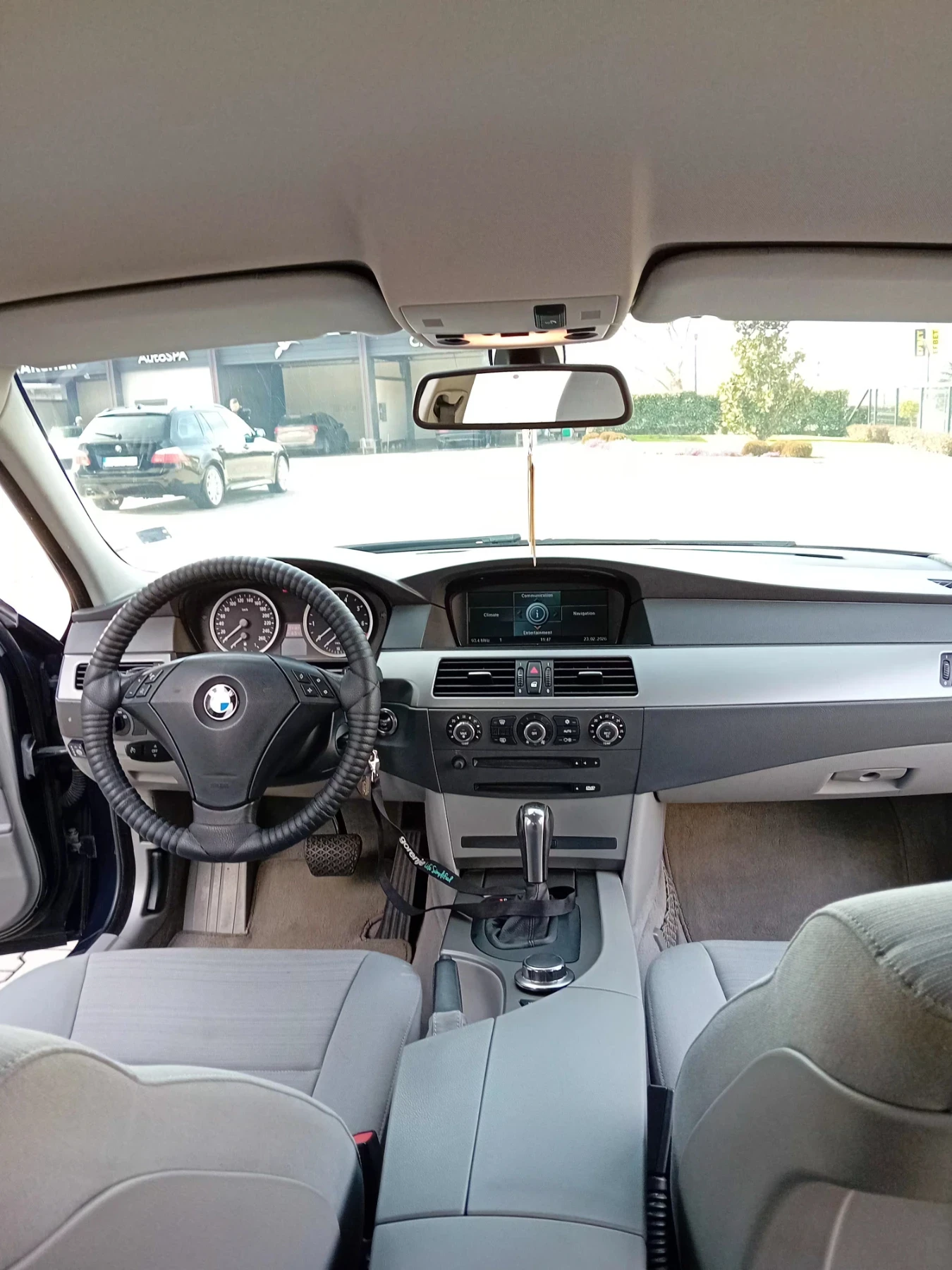 BMW 523 2.5 газ индж , снимка 10 - Автомобили и джипове - 53708727