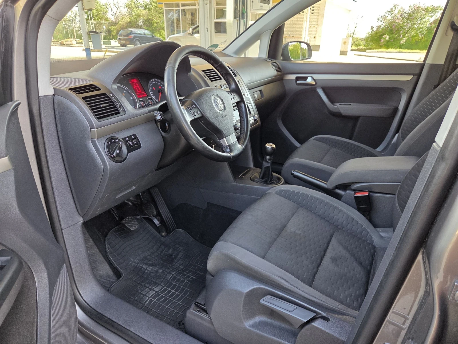 VW Touran 2, 0 tdi 140 hp | Mobile.bg � ����������� 12