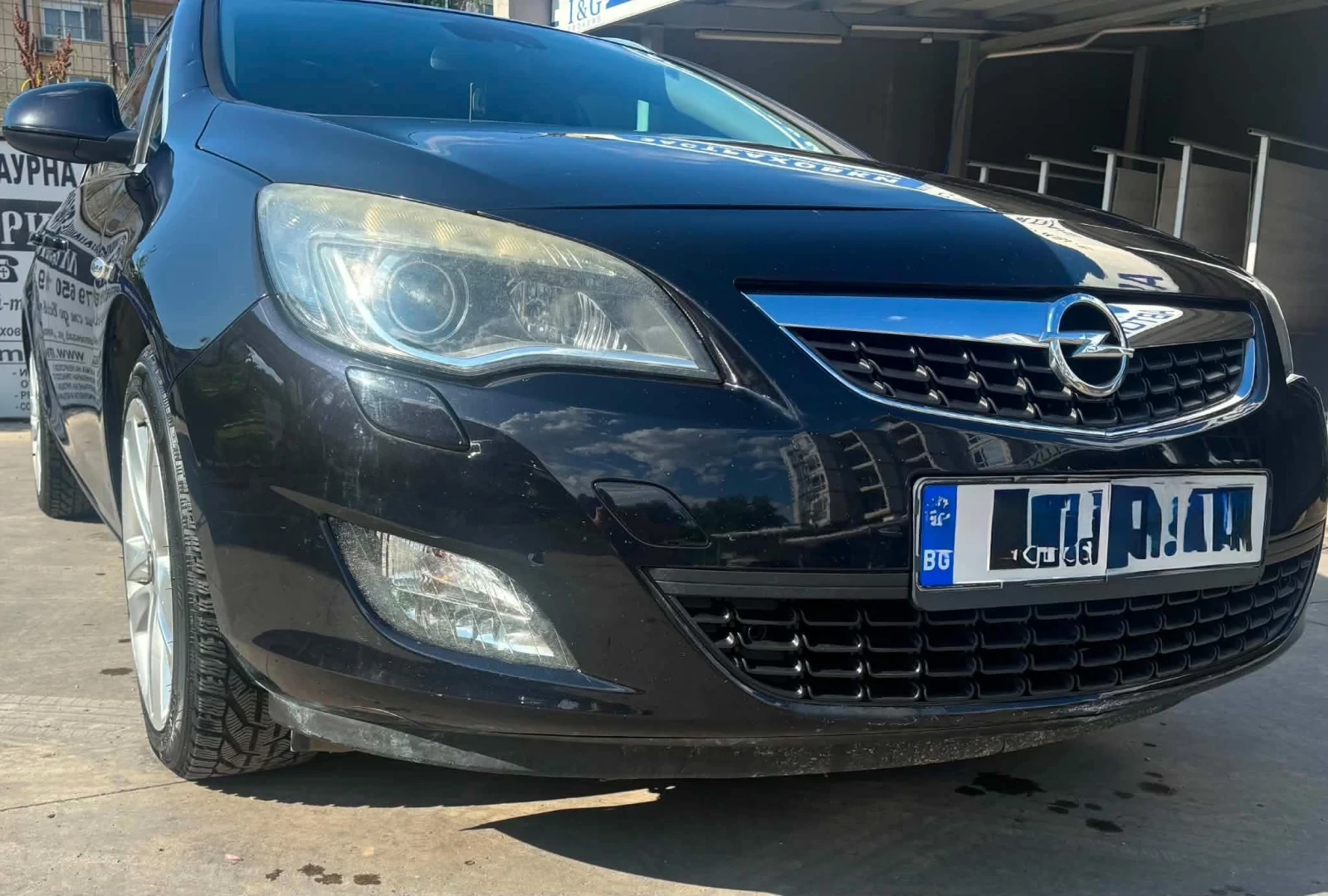 Opel Astra 1.7 CDTI, снимка 2 - Автомобили и джипове - 54810997