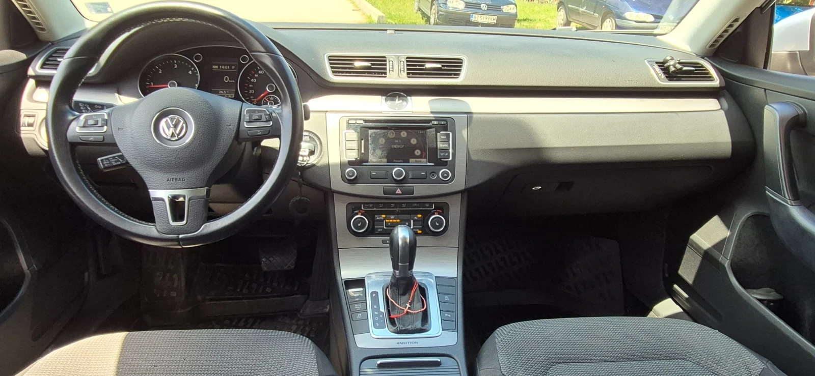 VW Passat B7 2.0 TDI DSG 4MOTION, снимка 8 - Автомобили и джипове - 55151183