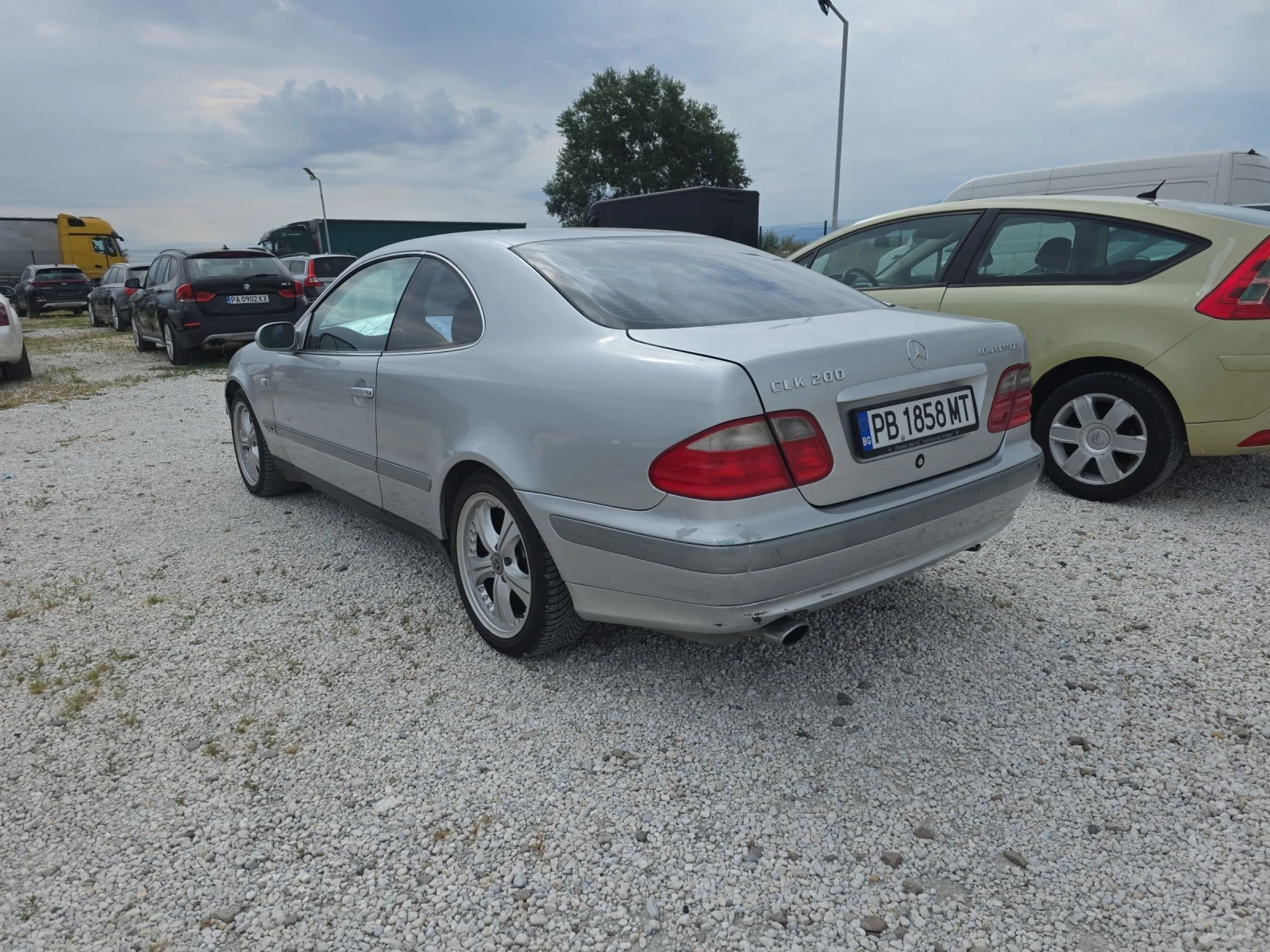 Mercedes-Benz CLK 2.0 Avtomat , снимка 4 - Автомобили и джипове - 55038553