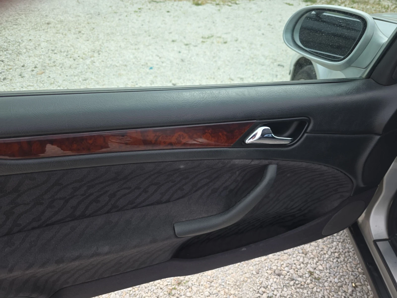 Mercedes-Benz CLK 2.0 Avtomat , снимка 13 - Автомобили и джипове - 55038553