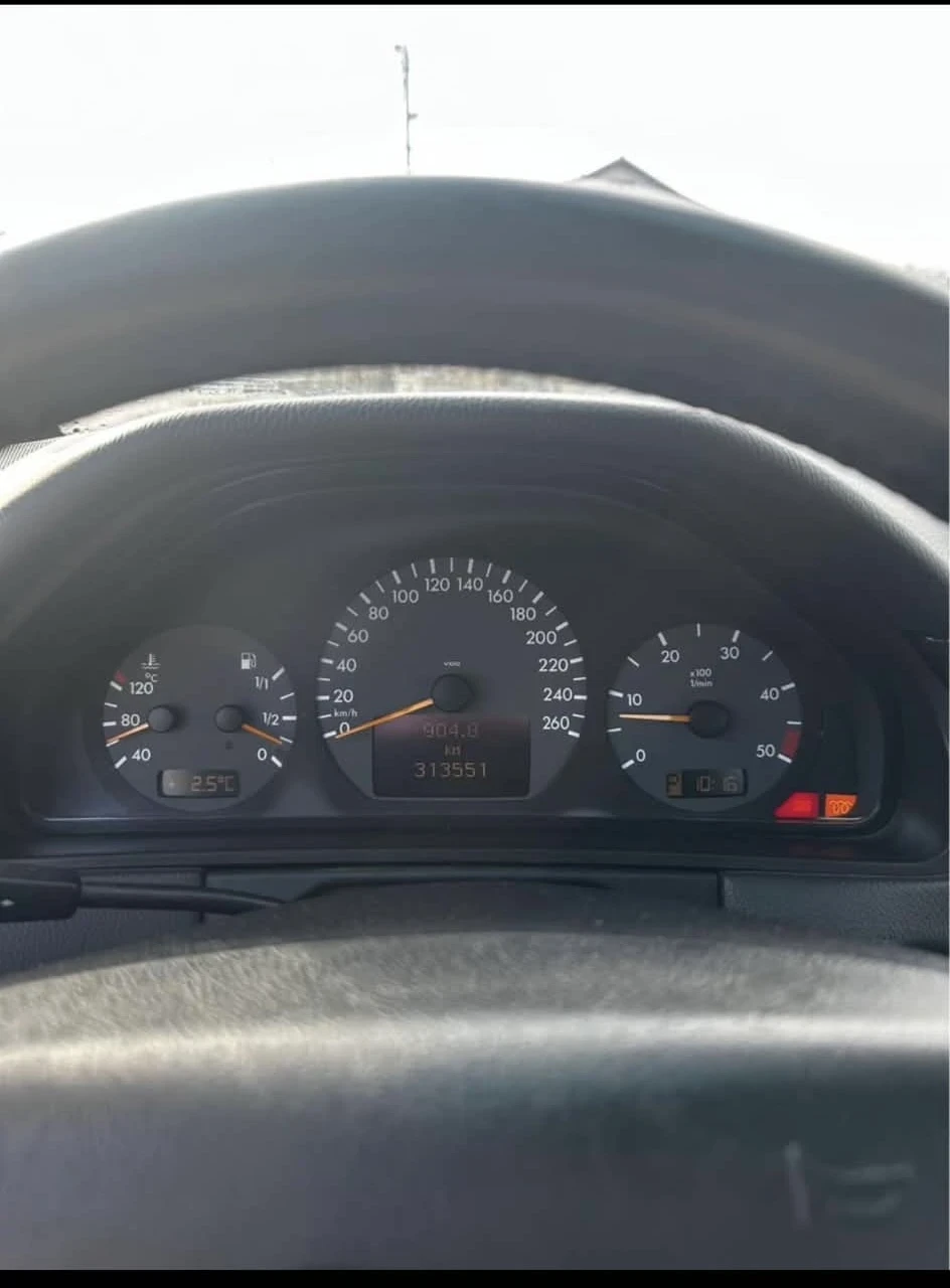 Mercedes-Benz E 320, снимка 5 - Автомобили и джипове - 55083865