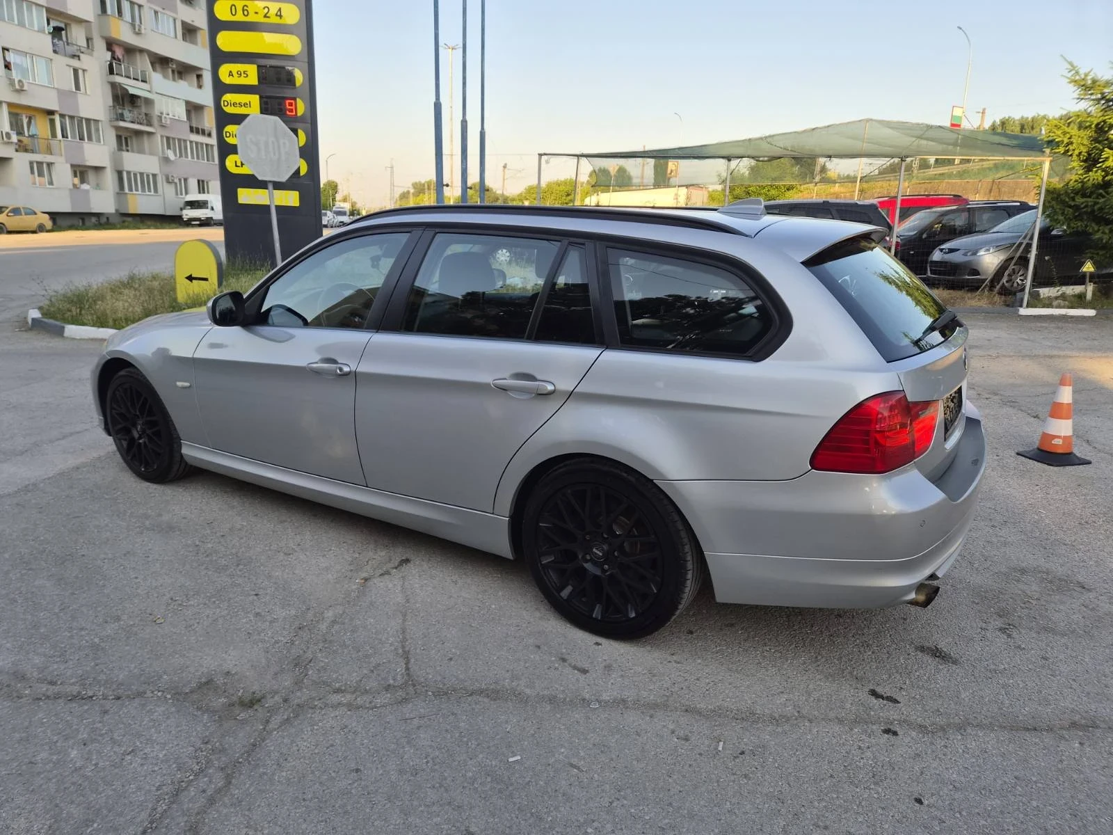 BMW 318 2.0D Face 143 к.с., снимка 7 - Автомобили и джипове - 55170099