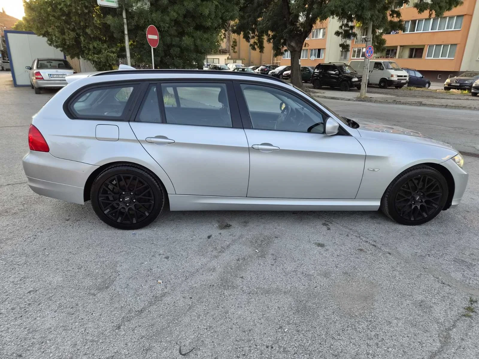 BMW 318 2.0D Face 143 к.с., снимка 4 - Автомобили и джипове - 55170099