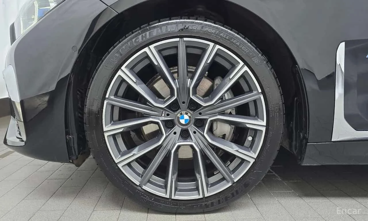 BMW 730 * 730d xDrive M Sport * ДИГИТАЛЕН КЛЮЧ * , снимка 5 - Автомобили и джипове - 55564776