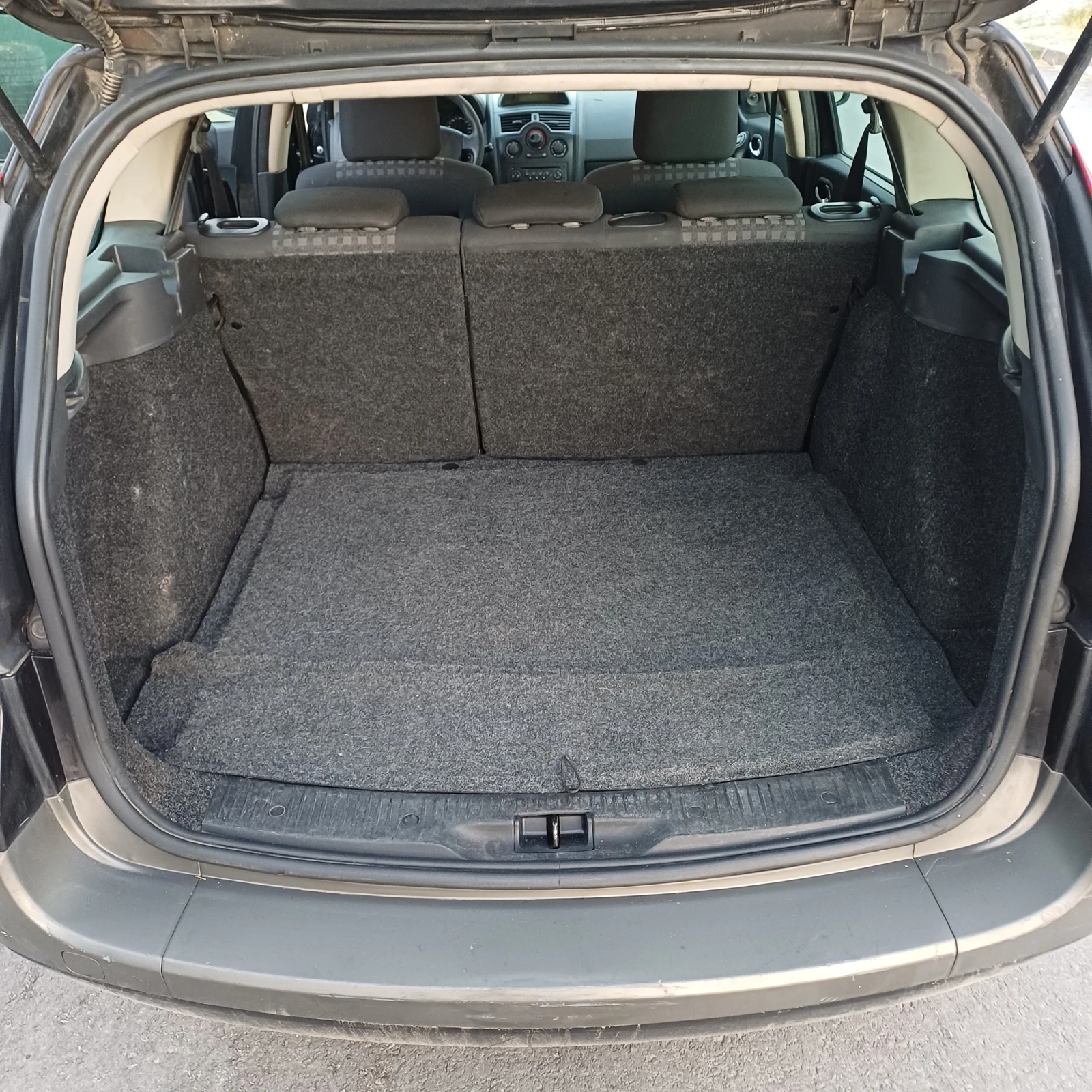 Renault Megane, снимка 6 - Автомобили и джипове - 55606505