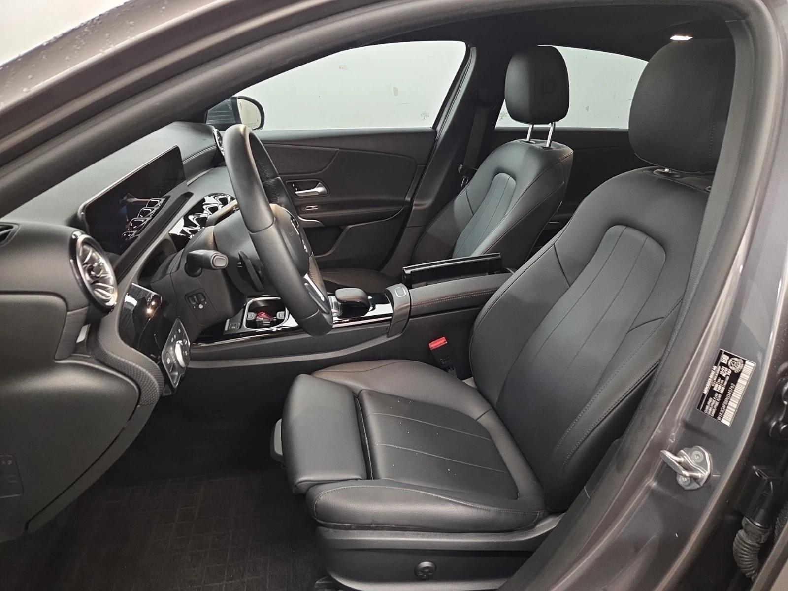 Mercedes-Benz A 220, снимка 5 - Автомобили и джипове - 55720660