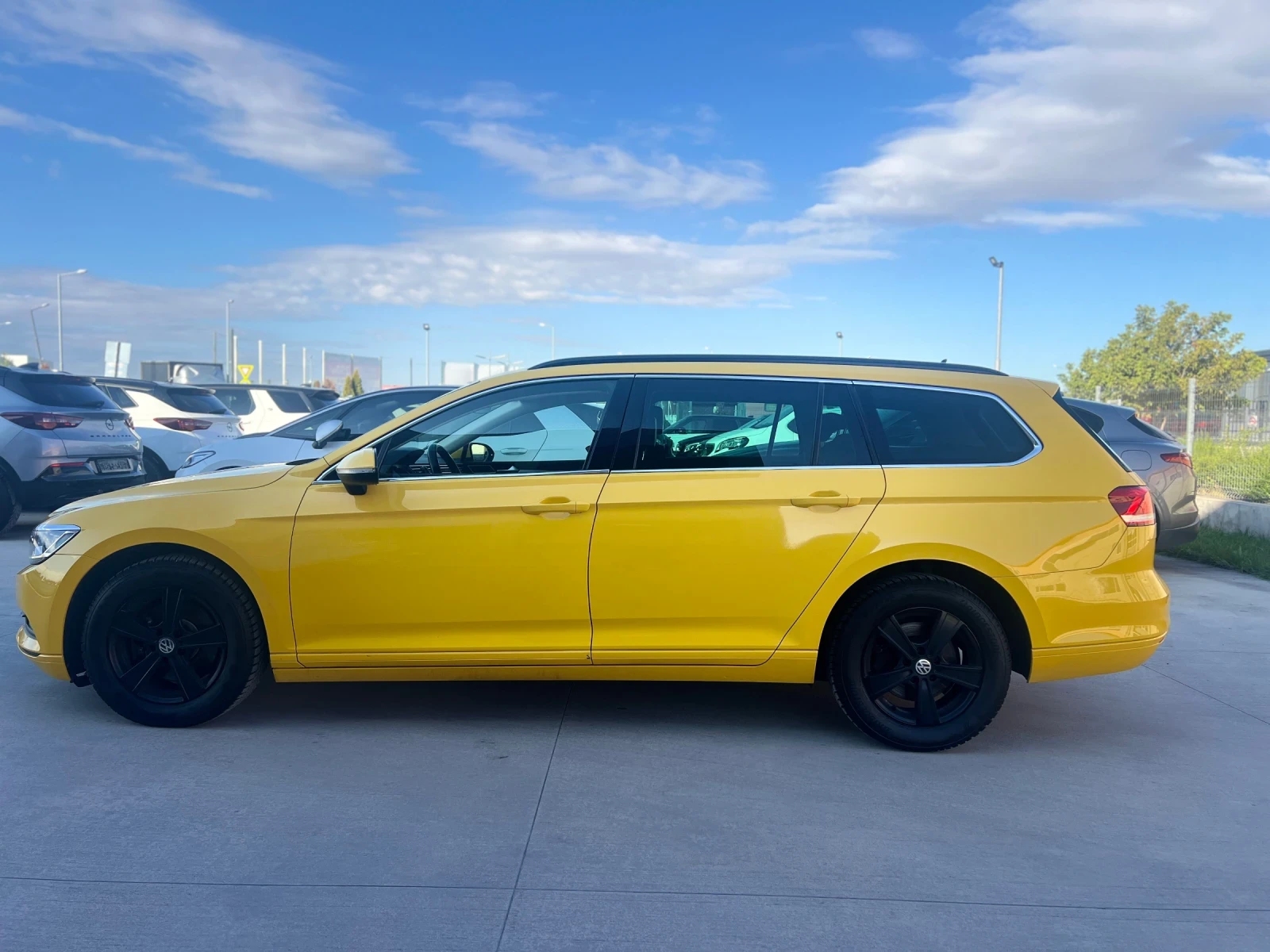 VW Passat 2.0 TDI/ПОДГРЕВ/ДИСТРОНИК, снимка 8 - Автомобили и джипове - 56304376