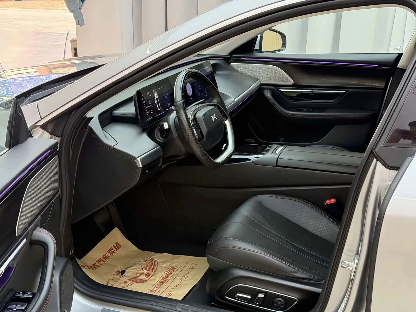 Xpeng P7, снимка 4 - Автомобили и джипове - 56686857