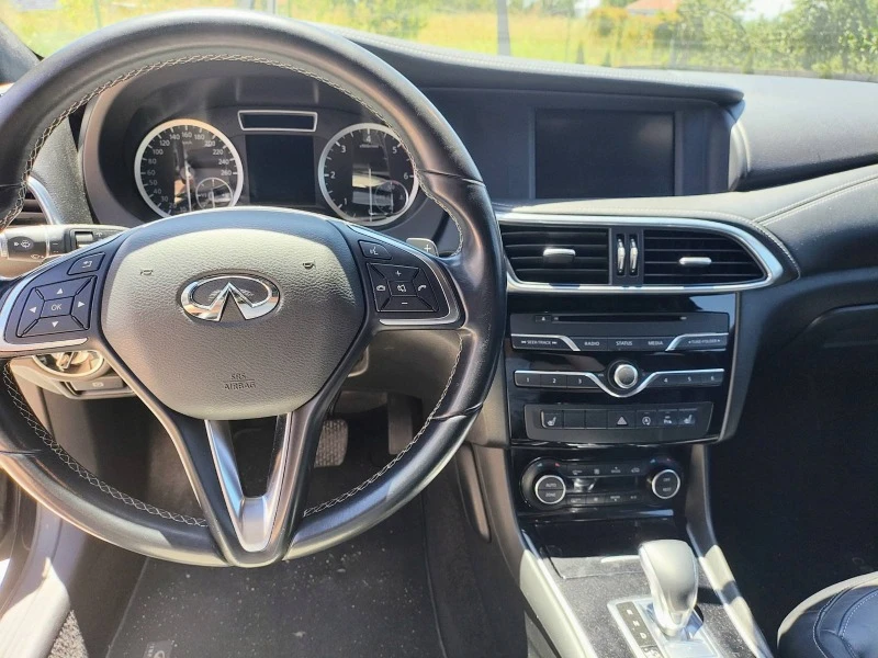 Infiniti QX30, снимка 7 - Автомобили и джипове - 47120792