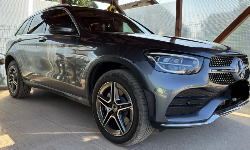 Mercedes-Benz GLC 300 Mercedes-Benz GLC300e 4Matic AMG Hybrid, снимка 2 - Автомобили и джипове - 50716790
