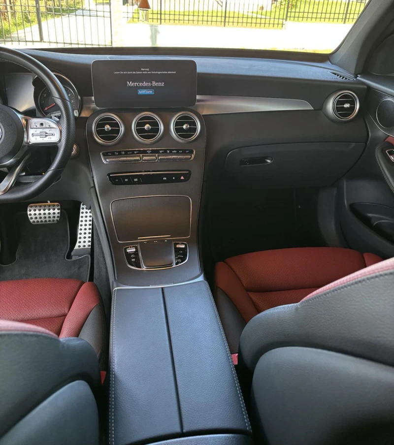 Mercedes-Benz GLC 300 Mercedes-Benz GLC300e 4Matic AMG Hybrid, снимка 7 - Автомобили и джипове - 50716790