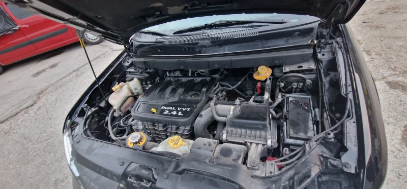 Dodge Journey 2.4 R/T, снимка 3 - Автомобили и джипове - 52530365