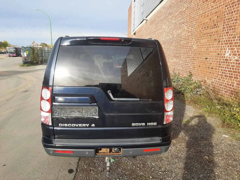 Land Rover Discovery 3.0D SDV6 HSE, снимка 5 - Автомобили и джипове - 52465256