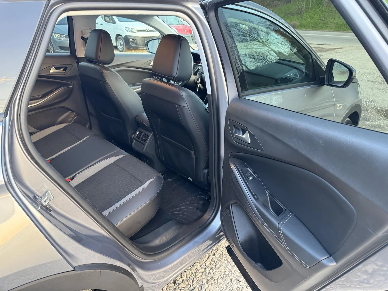 Opel Grandland X BENZIN* TOP* FULL* LED* NAVI* 07.2021 - изображение 8