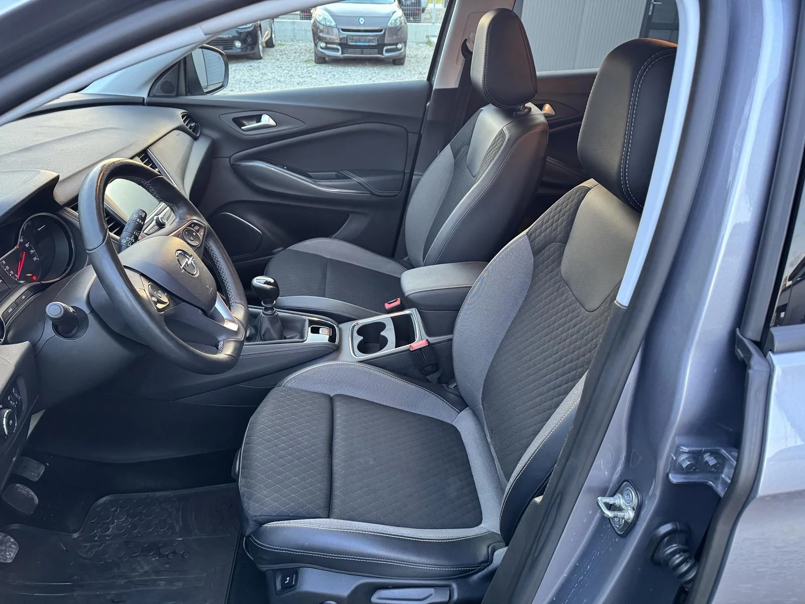 Opel Grandland X BENZIN* TOP* FULL* LED* NAVI* 07.2021 - изображение 10