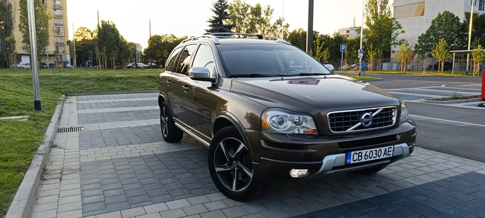 Volvo Xc90 R Design  - изображение 2