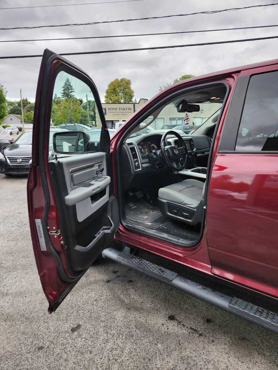 Dodge RAM 1500 2020 WARLOCK 5.7 * БЕЗ ПЪРВОНАЧАЛНА ВНОСКА*  - изображение 6