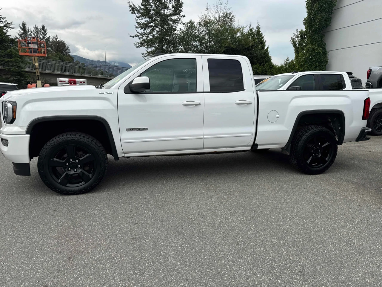 Gmc Sierra CARFAX* АВТОФИНАНСИРАНЕ* БЕЗ ПЪРВОНАЧАЛНА ВНОСКА*  - изображение 2