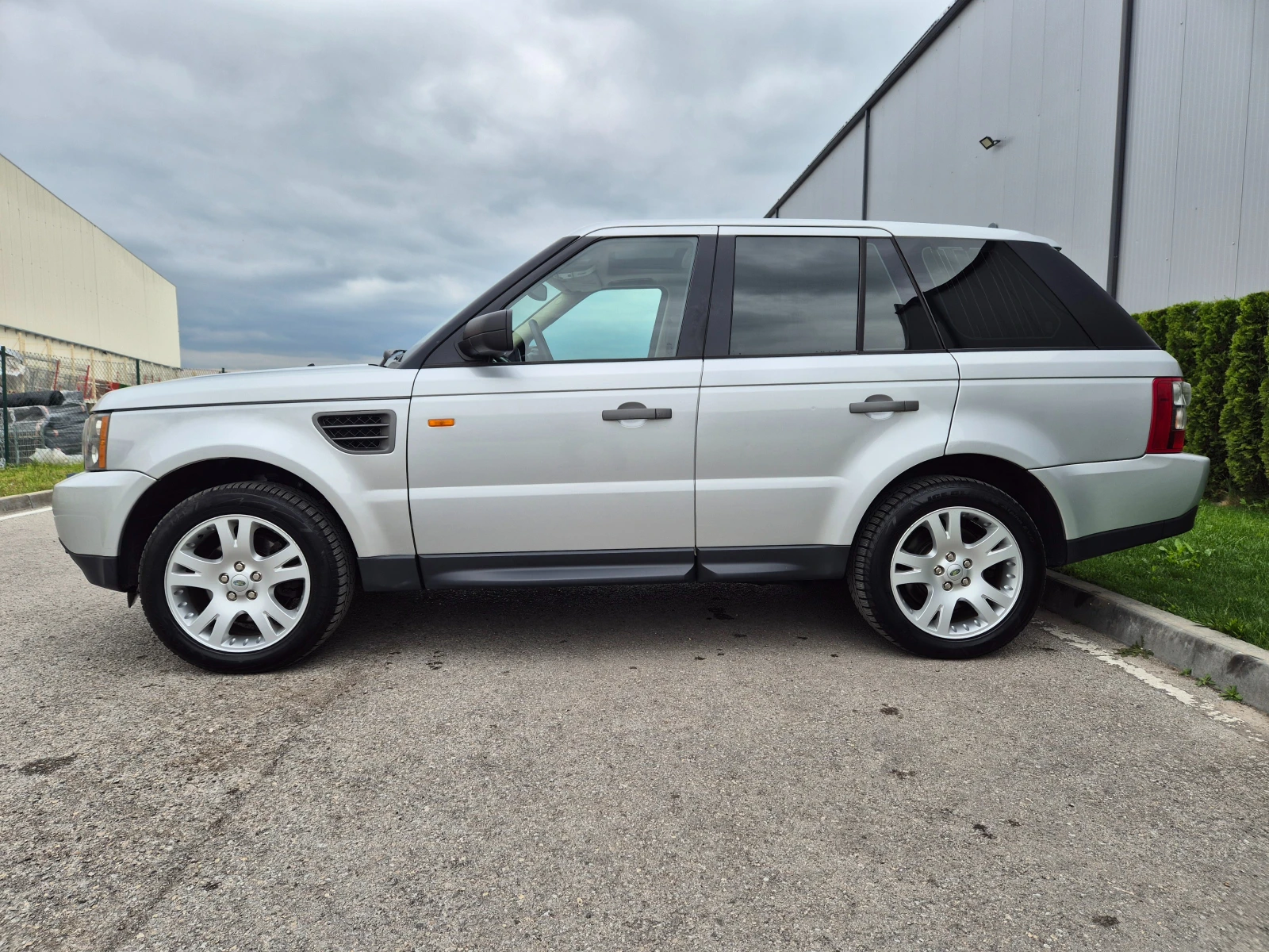 Land Rover Range Rover Sport 4.4i Швейцария , снимка 9 - Автомобили и джипове - 54485106