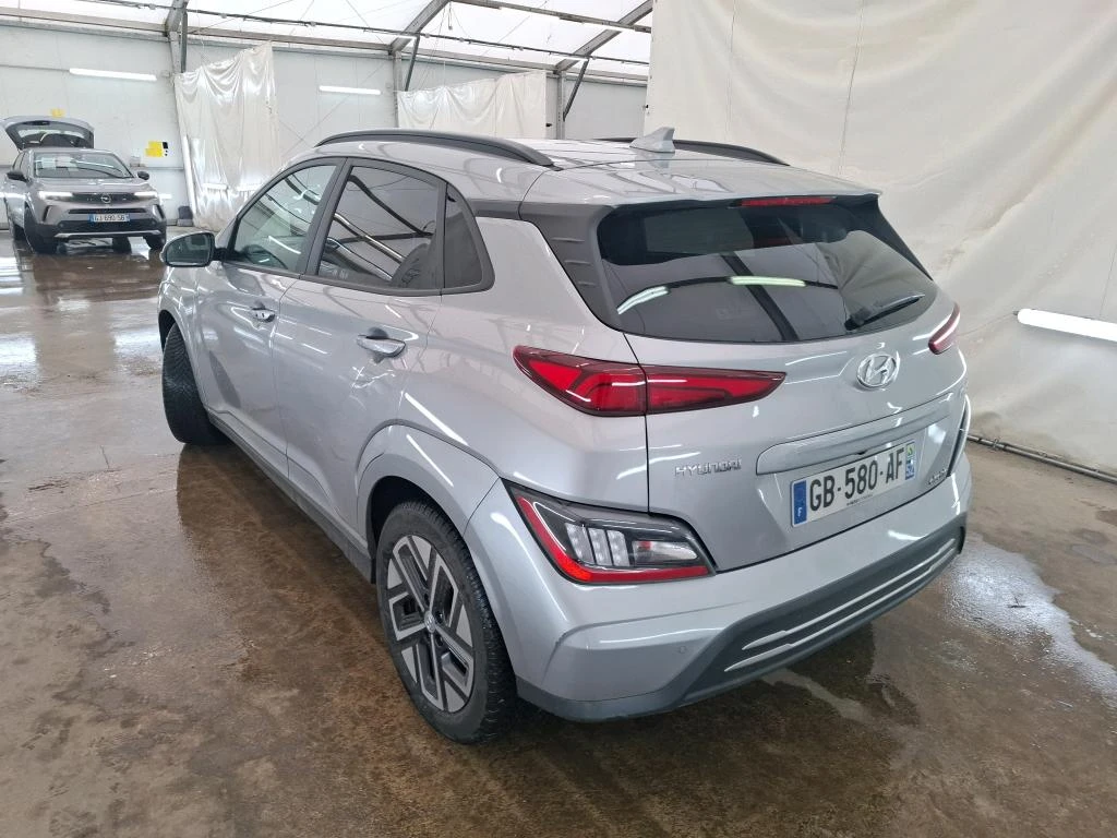 Hyundai Kona 64 kWh Business, снимка 3 - Автомобили и джипове - 54940256